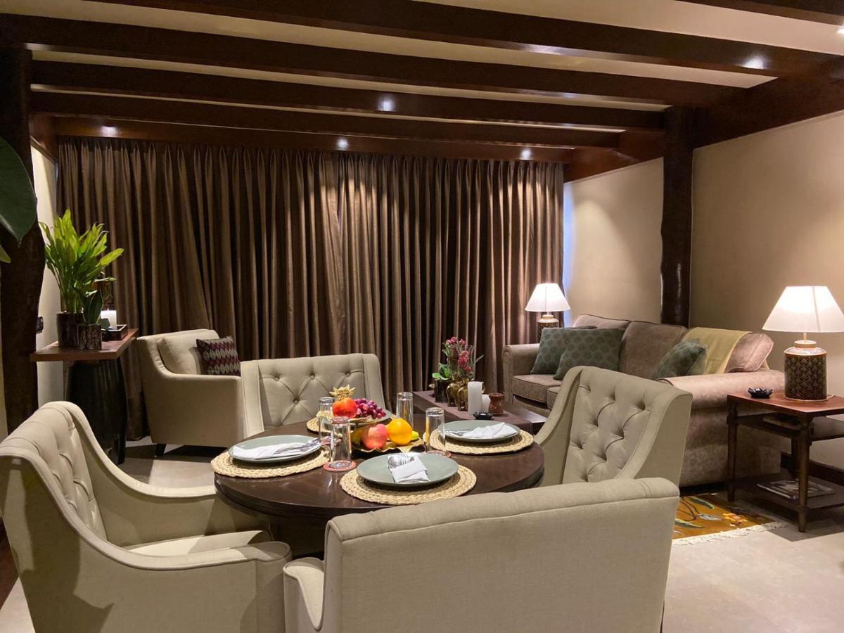 Miraaya Wellness And Golf Resort Chitwan Exterior foto