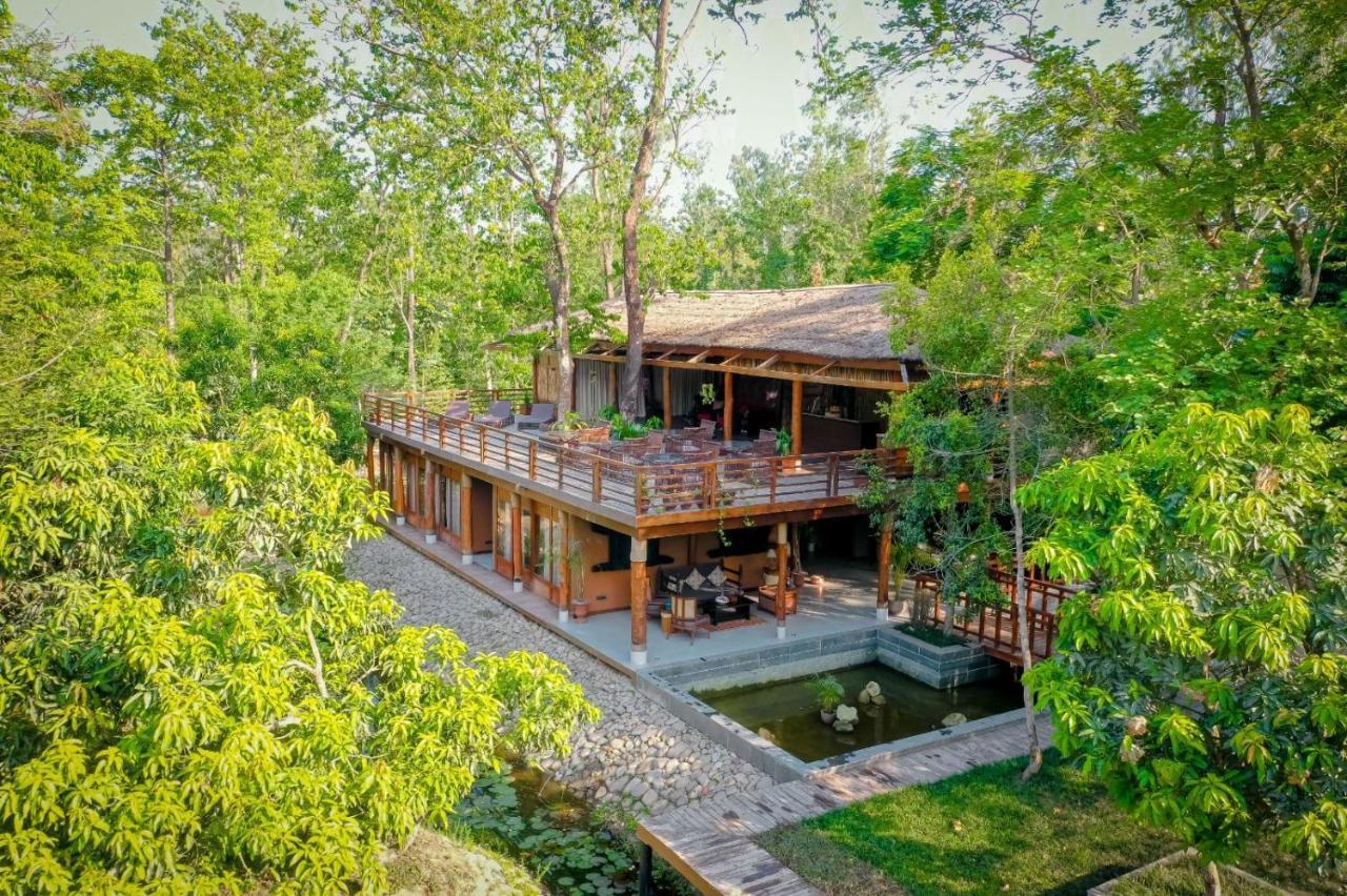 Miraaya Wellness And Golf Resort Chitwan Exterior foto