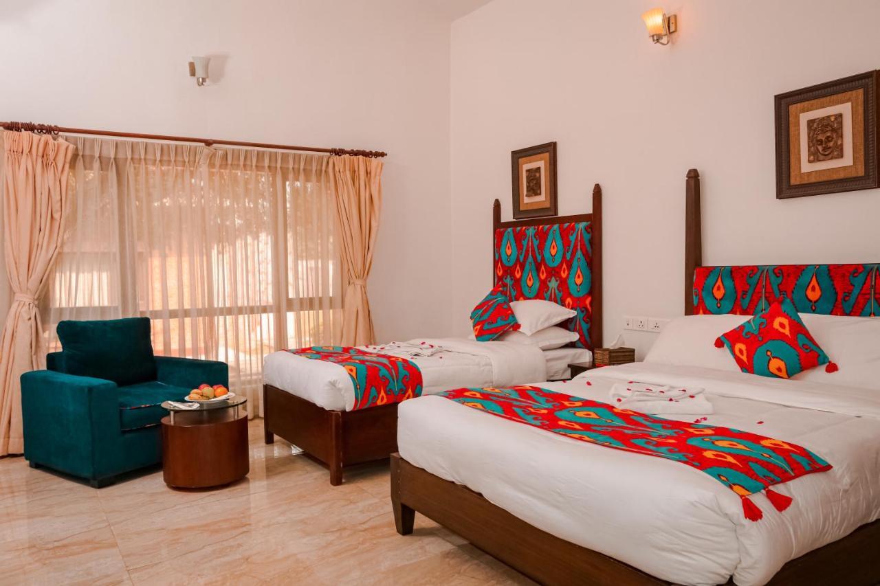 Miraaya Wellness And Golf Resort Chitwan Exterior foto
